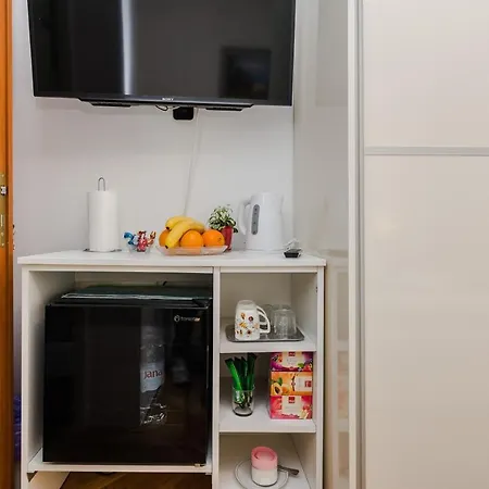 게스트하우스 Neva With Private Bathroom 3*