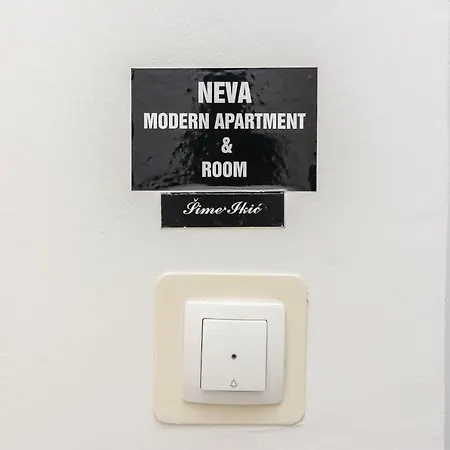 게스트하우스 Neva With Private Bathroom 자다르