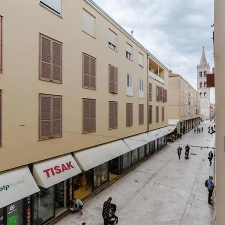 Neva With Private Bathroom