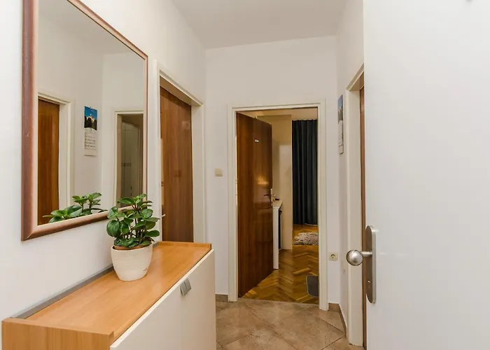 Neva With Private Bathroom Gasthof 3*